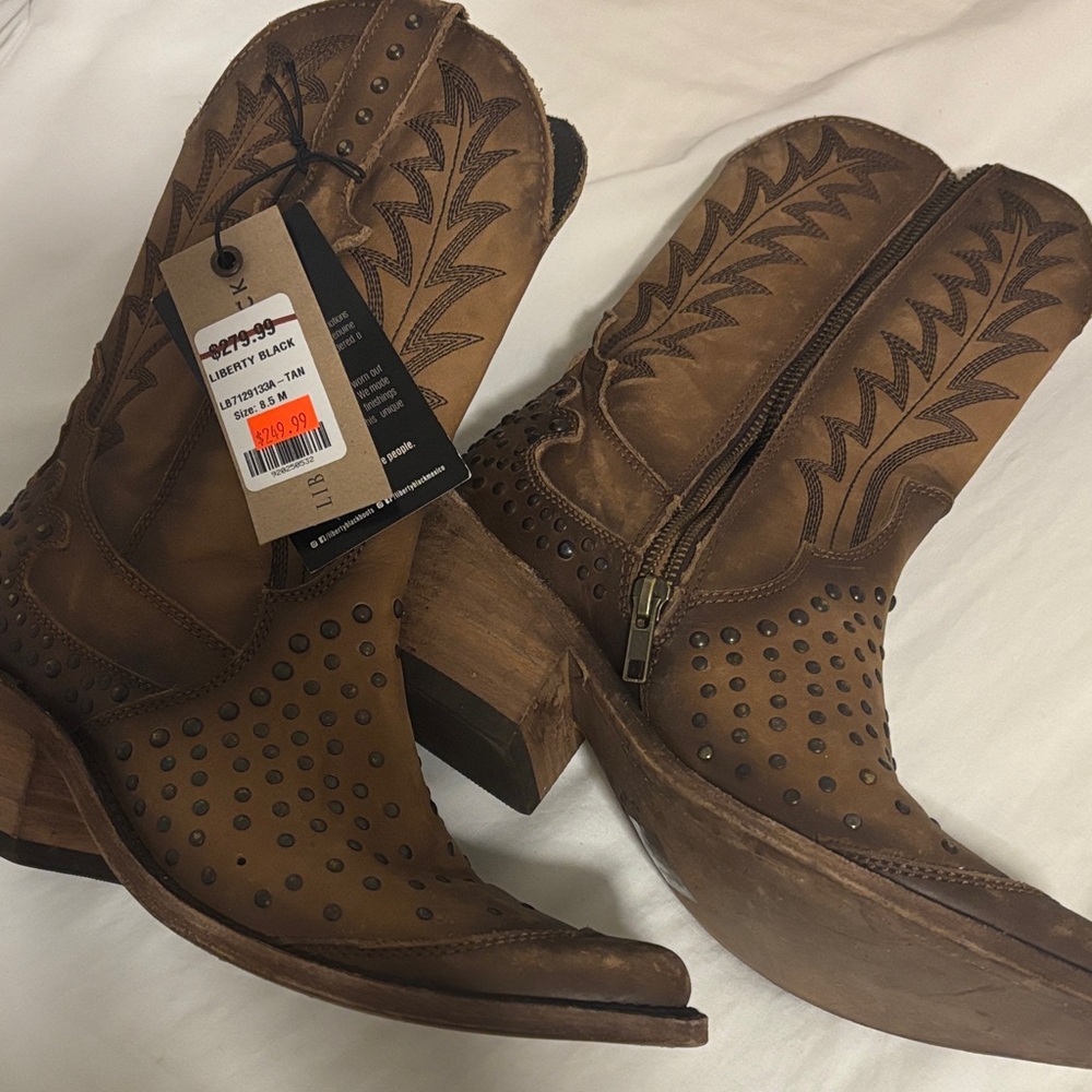 LIBERTY Black Tan Studded Heeled Boots